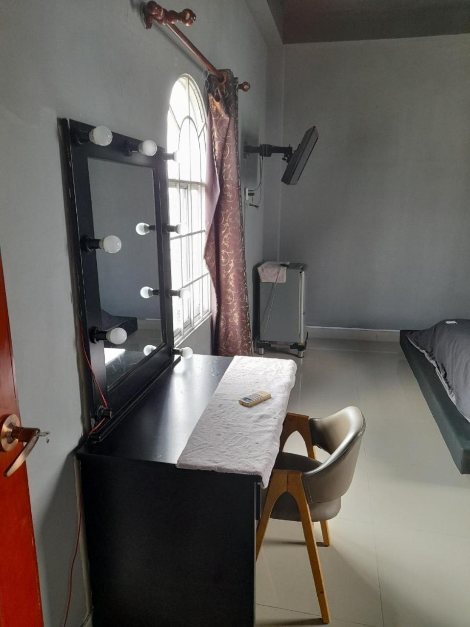 Nha Yen 1 Bed 2 Beds Hotel Homestay Hostel Can Tho Exterior photo